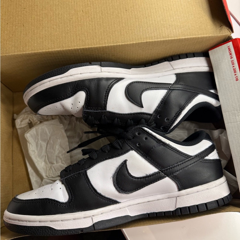 Nike Panda dunks
